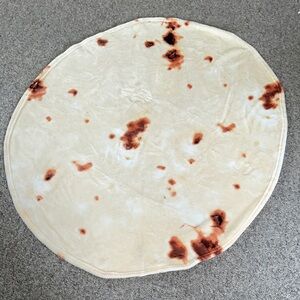 👙Tortilla Round Plush 47 inch Throw Blanket